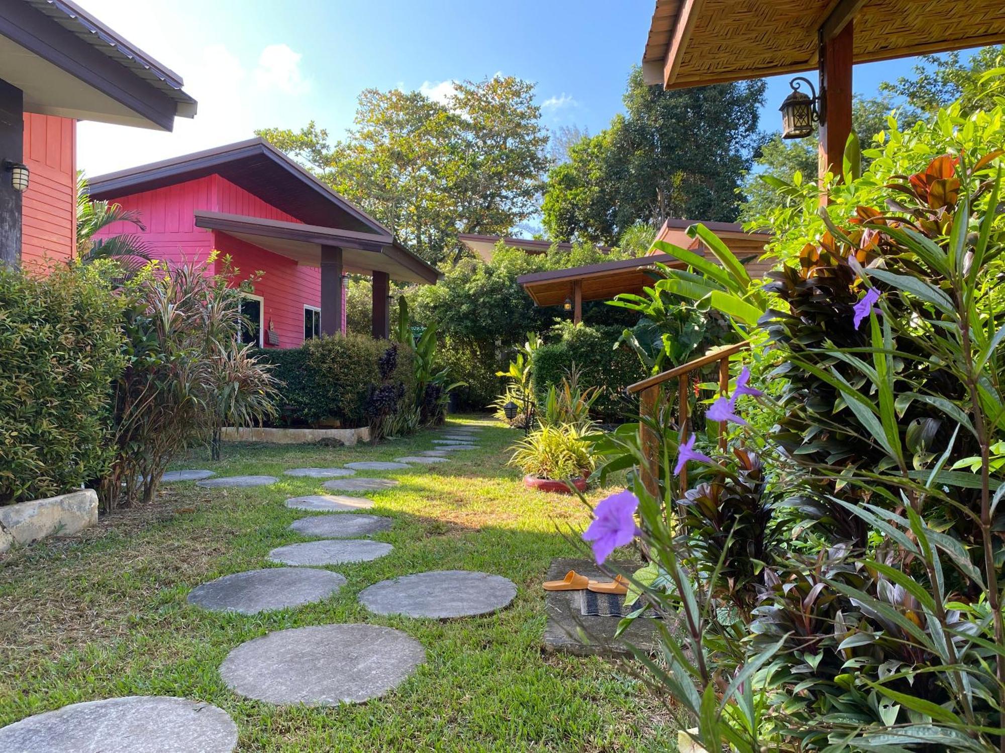 Coconut Lanta Resort @Klong Dow Beach Krabi Luaran gambar